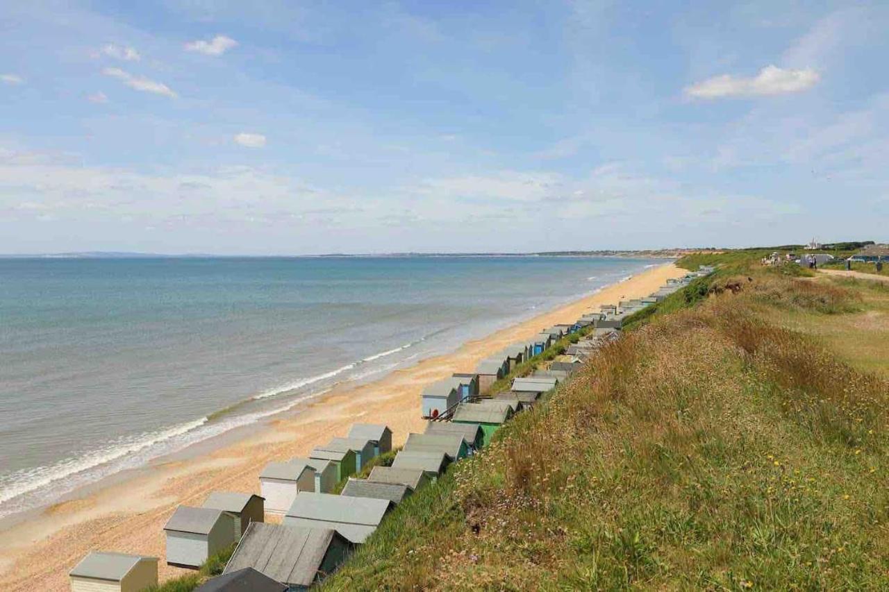 Heavenly Haven Hotel Lymington Bagian luar foto